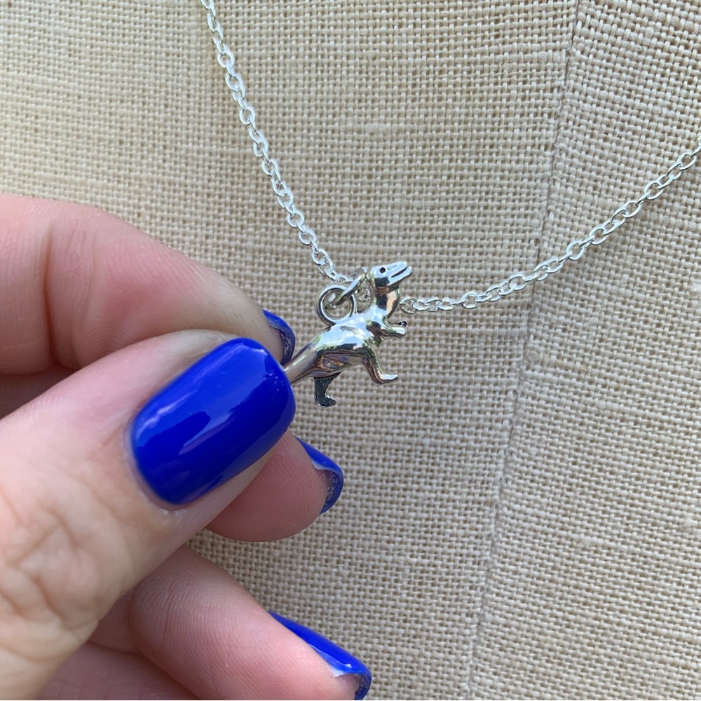 NWT Sterling Silver Plated Chain & Alloy Dinosaur Charm Necklace - Picture 6 of 8